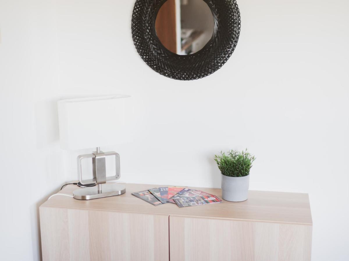 Pass The Keys Lovely 2-Bed Flat Glasgow Harbour Free Parking Ngoại thất bức ảnh