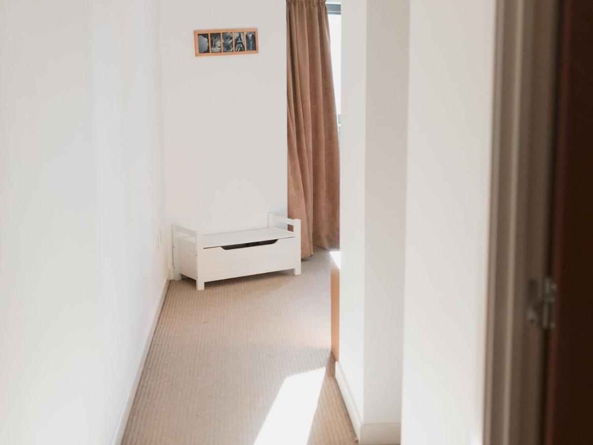 Pass The Keys Lovely 2-Bed Flat Glasgow Harbour Free Parking Ngoại thất bức ảnh